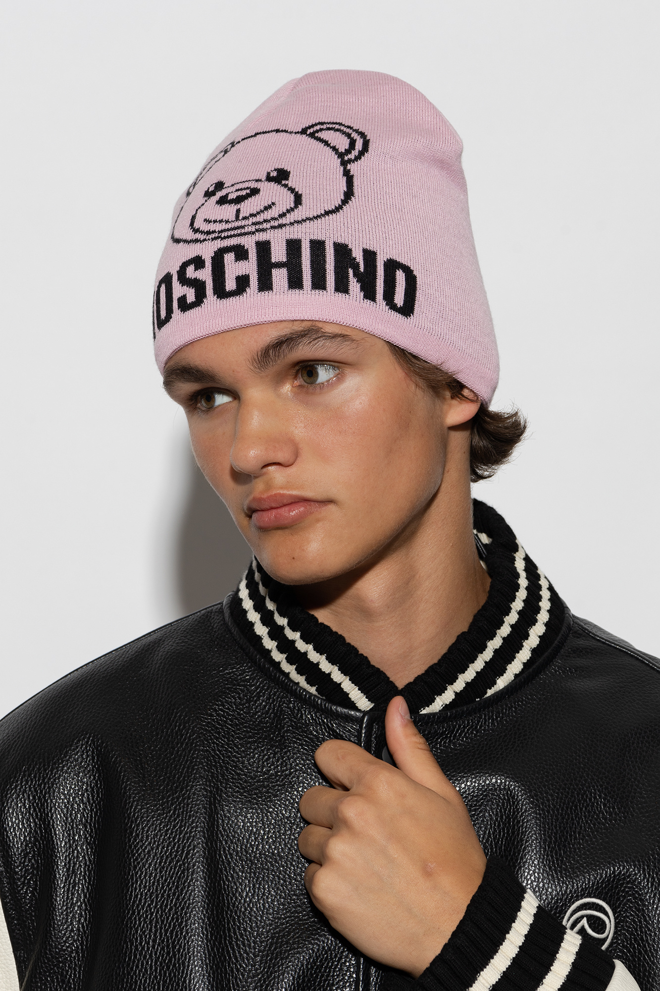 Moschino hat discount beanie